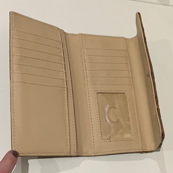 Guess wallet - Picture 4 of 5